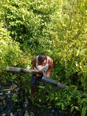 Perbaikan pipa distribusi